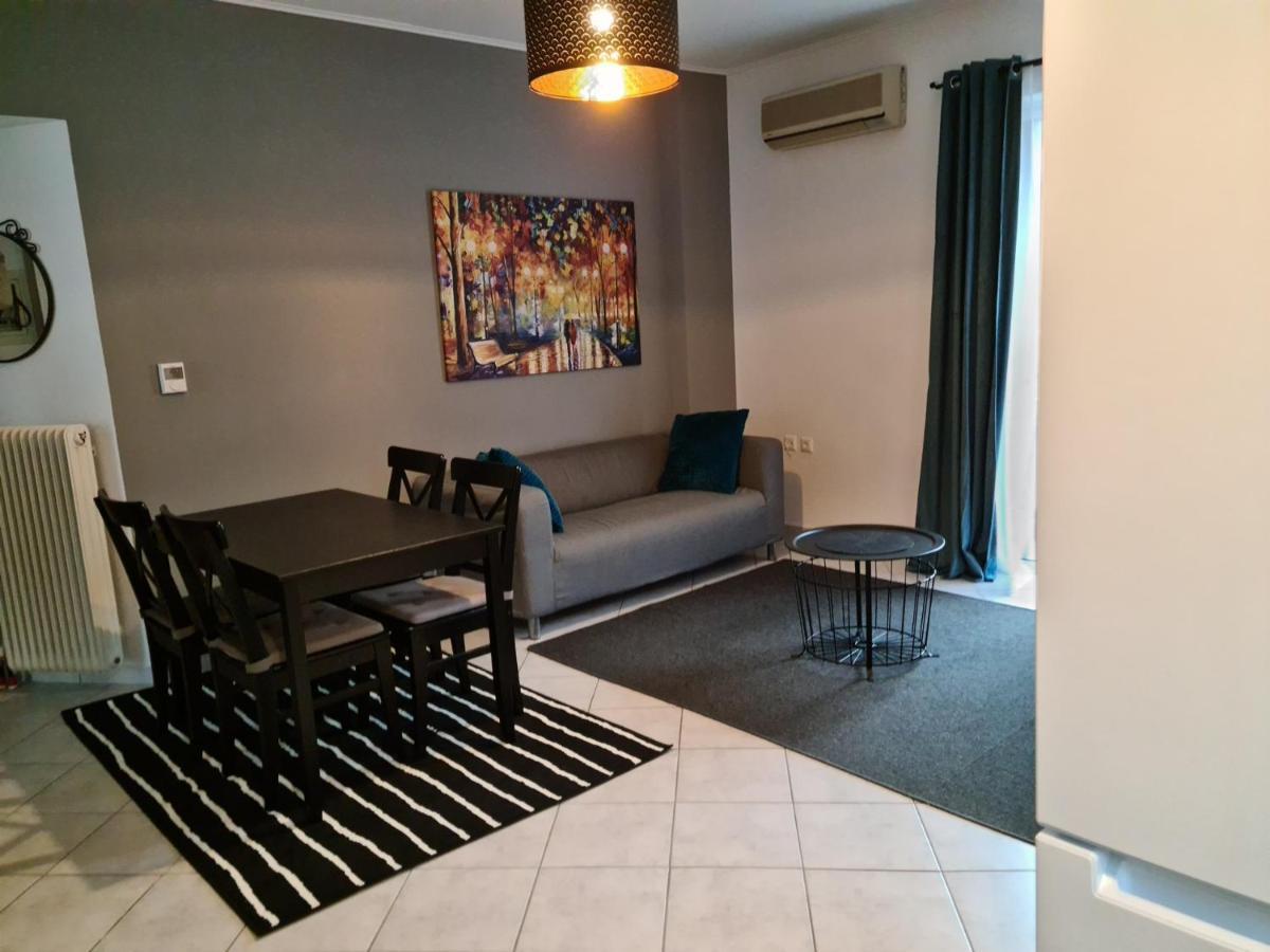 Comfy Urban Apartment Ioannina Buitenkant foto